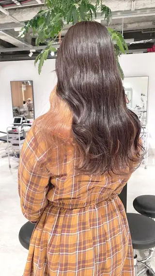 ミディアム カラー 渋谷:インナーカラー ／🍒エリカ🍒のヘアスタイル