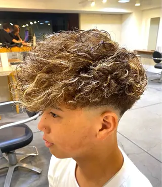 ミディアム カラー パーマ メンズ 谷口 悠生のヘアスタイル