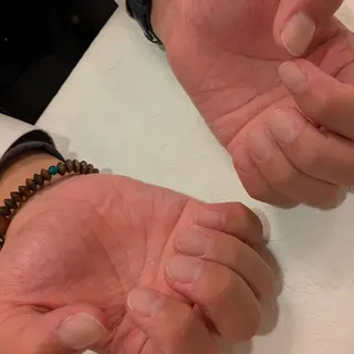 ネイル ジェヌインネイル 河内のネイルデザイン