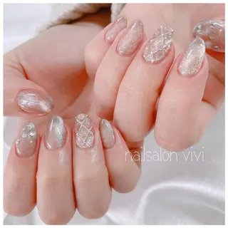 ネイル ＶＩＶＩ nailsalonのネイルデザイン