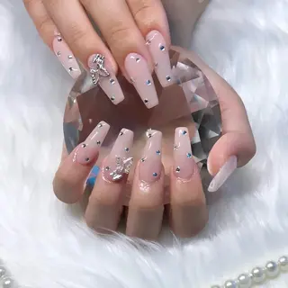 ネイル Kobayashi Komugiのネイルデザイン