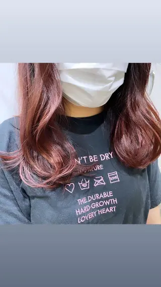 セミロング カラー kai .のヘアスタイル