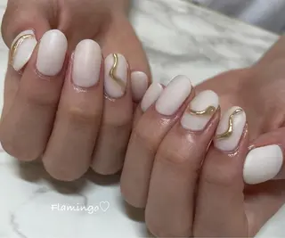 ネイル 40代からの爪に 優しい施術×自爪育成のネイルデザイン