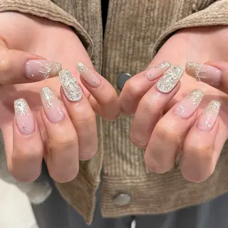 ネイル She nail KONのネイルデザイン