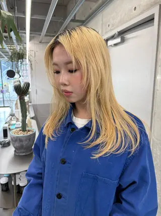 ミディアム フジイ トワのヘアスタイル