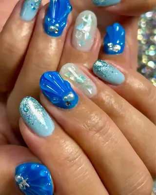 ネイル BURGUNDY mikaのネイルデザイン