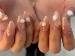 ネイル 栗田 ゆう子のネイルデザイン