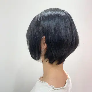 ショート ハッシュカット レイヤー池袋のヘアスタイル