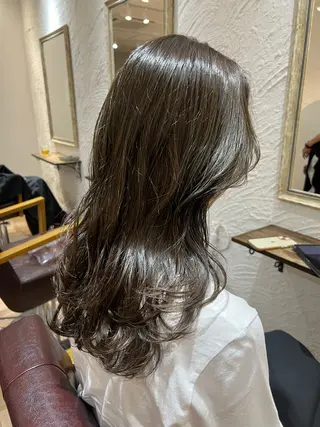 セミロング カラー 🥀韓国ヘア🥀 宮津真菜のヘアスタイル