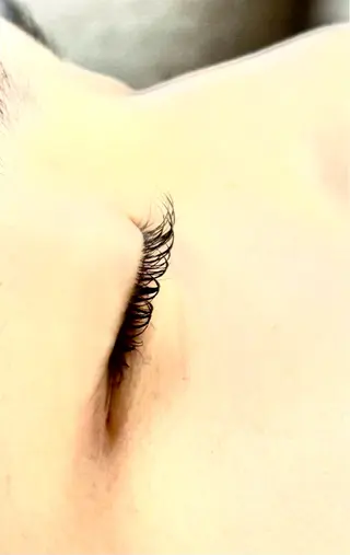 マツエク・マツパ Beauty Salon LUMIAS所属・LUMIAS Rikaのマツエク・マツパデザイン