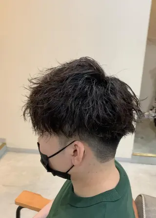 ショート メンズ パーマ クセを最大限に活かす メンズパーマ奈良大祐のヘアスタイル