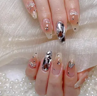 ネイル 美奈🎀 ミナ🎀のネイルデザイン