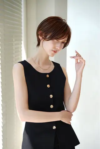 ショート カラー 加賀 千聖 /soigneのヘアスタイル