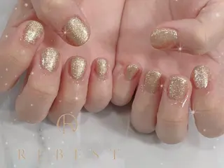 ネイル 南森町rebest 💅nailのネイルデザイン