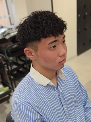 メンズ ショート パーマ Lapis 名古屋駅前店所属・LEN名古屋/パーマ 海外ヘア/メンズ特化のヘアスタイル