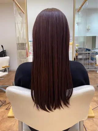 カラー イオカ ヒトミのヘアスタイル