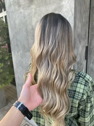 ロング カラー 透明感カラー🌿 ｛door｝髙橋輝のヘアスタイル