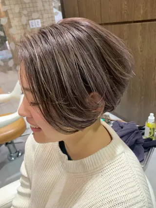 ショート カラー 近藤千翔🩵 髪質改善Periodのエステ・リラクイメージ