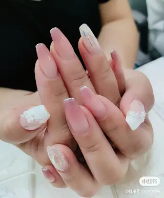 ネイル E·U·B ネイル所属・横浜市中区曙町 E·U·Bネイルのネイルデザイン