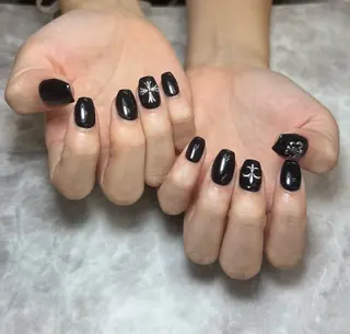 ネイル MAMIネイリスト UNELMA所属のネイルデザイン