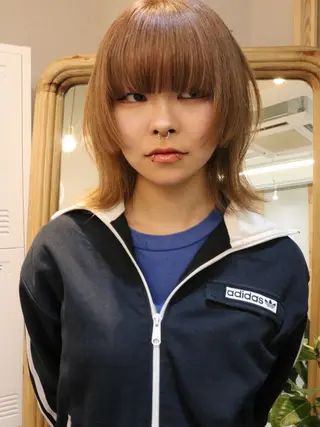 ミディアム カラー 松村 澪里のヘアスタイル