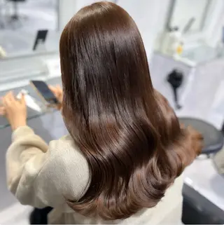 ロング カラー 🫧うる艶トレンド 🫧透明感カラーのヘアスタイル