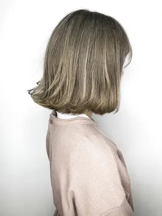 ショート カラー 服部 樹季のヘアスタイル