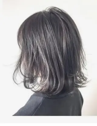 ショート ミディアム セミロング カラー ケア剤オタク×海外 ヘア長谷川裕起のヘアスタイル