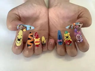 ネイル 💎🐰 saki. m 🐰💎のネイルデザイン