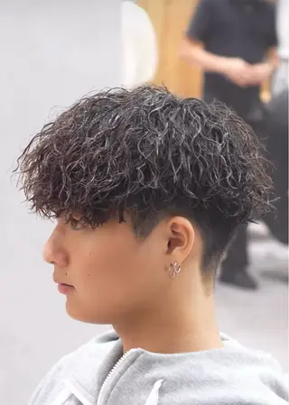 パーマ 岡山 綾汰のヘアスタイル