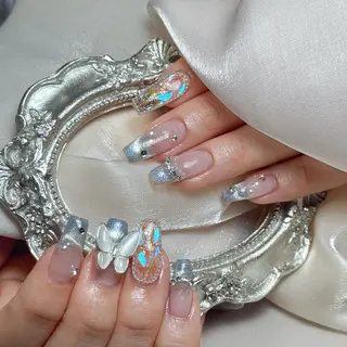 ネイル Maggie Nail🦩のネイルデザイン