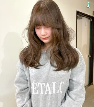 ロング カラー mizuki/ピンク ベージュ.レイヤーのヘアスタイル