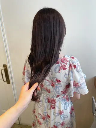 ロング カラー MIOベージュカラー 柔らかいカラーのヘアスタイル