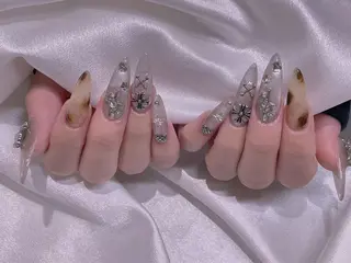 ネイル M2ネイルサロン【長さ出し&フィルイン導入店】所属・長さ出し専門店 RIRIのネイルデザイン