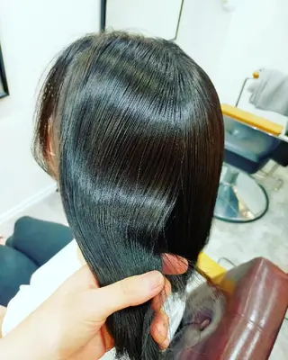 ミディアム キッズ SUN GLOW  サングロウ所属・水素トリートメント／ 髪質改善/ナカノメのヘアスタイル