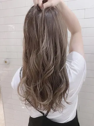 セミロング カラー パーマ ヘアアレンジ ネイル マツエク・マツパ 竹内ケンゴ🇰🇷 EIGHT藤沢のヘアスタイル