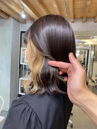 ミディアム カラー ヘアアレンジ 切りっぱなしボブ/ デザインカラー店長のヘアスタイル