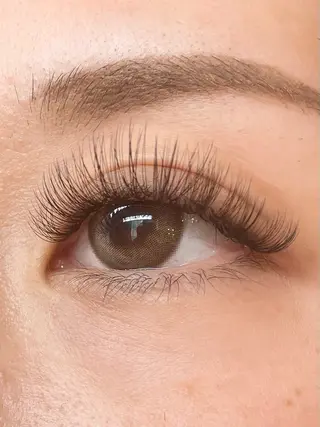 マツエク・マツパ 自まつ毛改善サロンHYGGE青葉台所属・mami saijoのマツエク・マツパデザイン