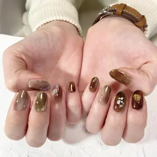 ネイル nail.gorin所属・吉村 優子のネイルデザイン