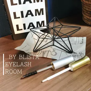 BLista. Mayのマツエク・マツパデザイン