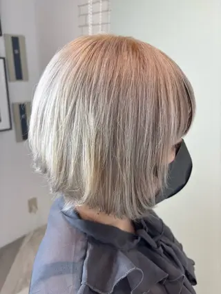 カラー 篠田 綾乃のヘアスタイル