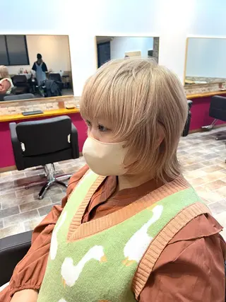 ショート カラー カラー#ブリーチ⭐️ STAR☆RIVERのヘアスタイル