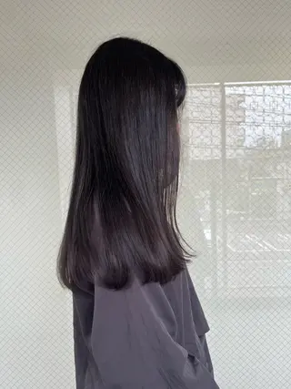 ロング カラー CLOVER新田辺所属・石賀 早紀のヘアスタイル