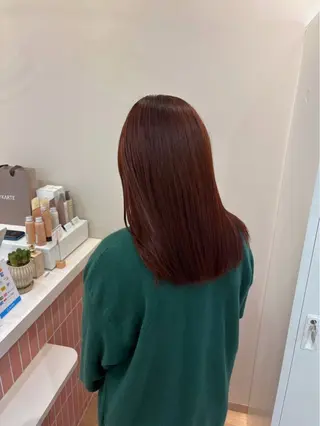 ミディアム カラー Era MINAMIのヘアスタイル