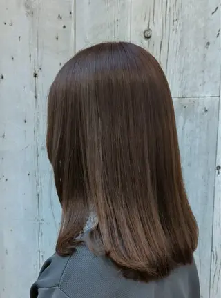 セミロング カラー 韓国ヨシンモリ 🇰🇷✨️小熊夏実のヘアスタイル