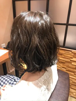 ミディアム パーマ kamibito mavie所属・sakuma daikiのヘアスタイル