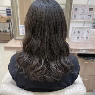 ミディアム 美容師歴19年✨ 竹松由佳のヘアスタイル