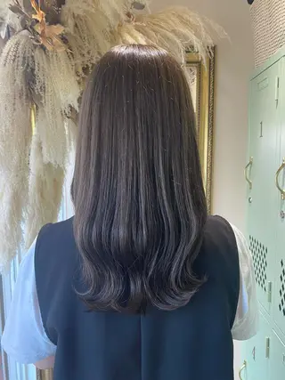 セミロング カラー 透明感カラー/韓国 ヘア🩶yuri🩵のヘアスタイル