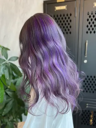 ロング カラー 透明感ミルクティー✨ 西澤 ジュンヤのヘアスタイル