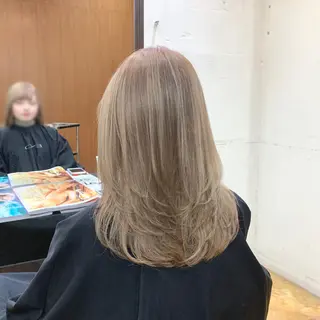 ミディアム カラー 韓国レイヤーカット★ 小林大樹のヘアスタイル